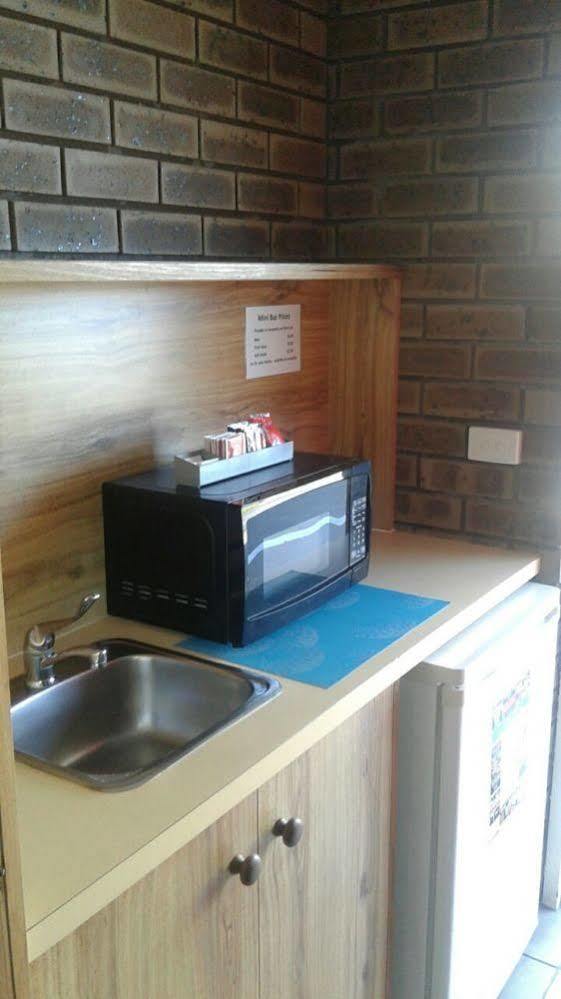Albury Garden Court Motel Екстер'єр фото